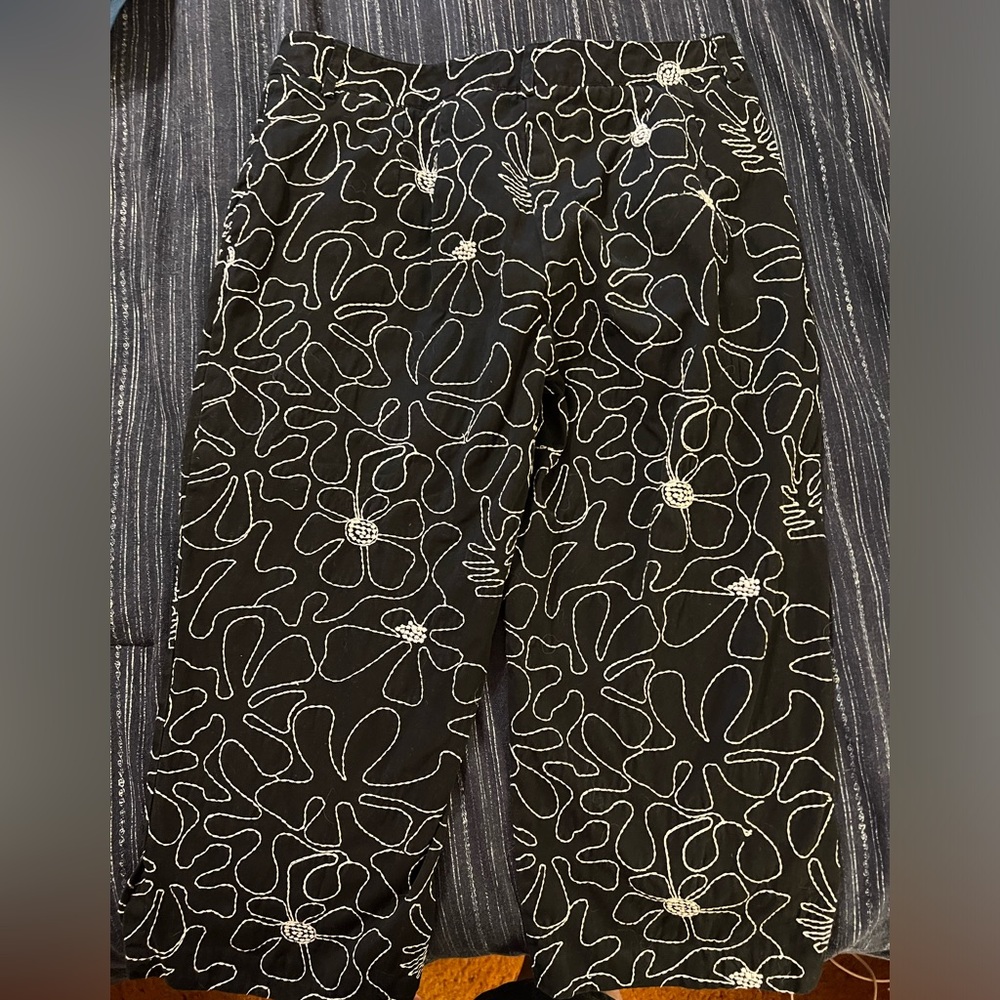 Talbots Ladies Capris - Picture 3 of 3